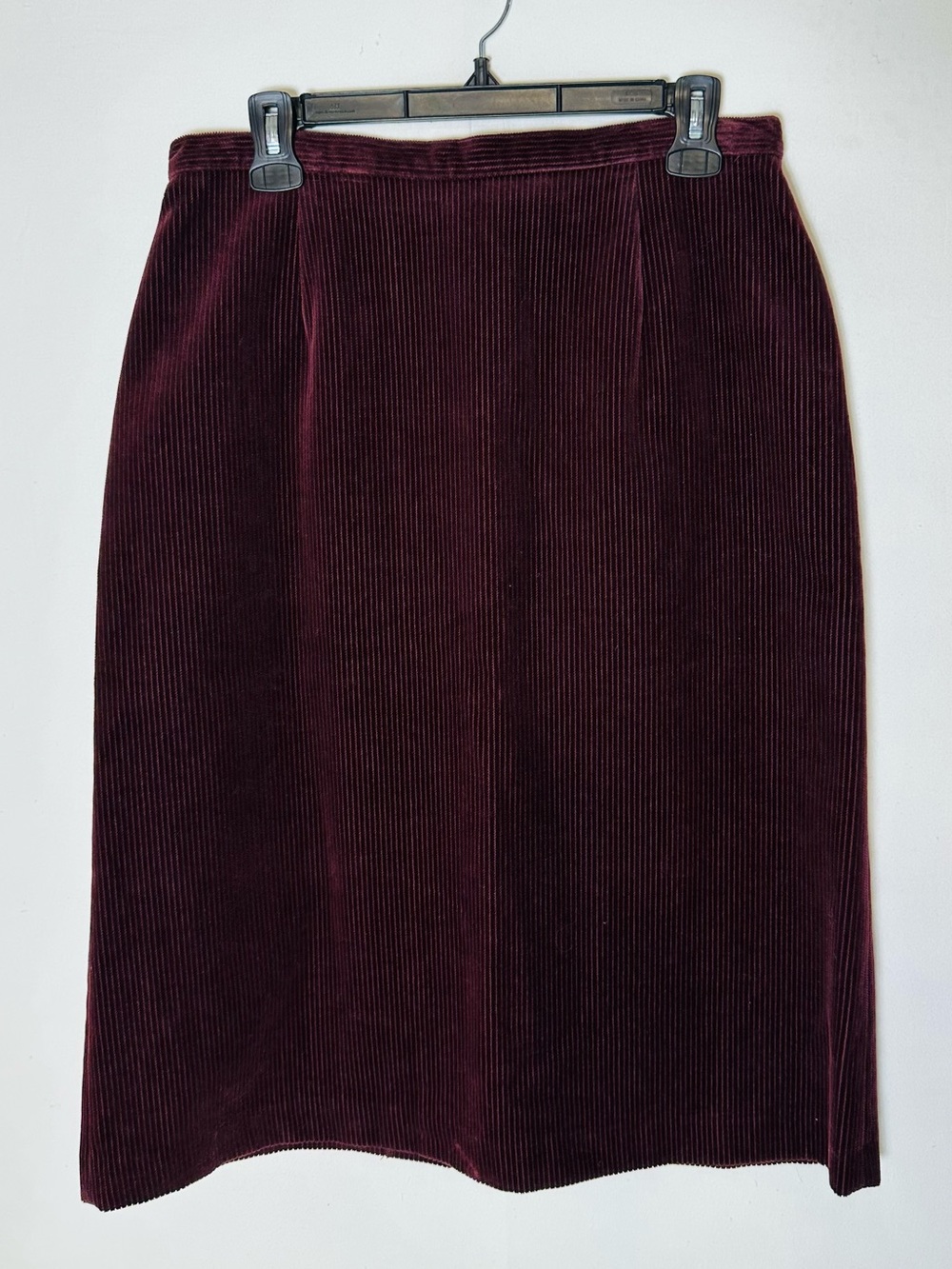 Vintage Bianca Burgundy Corduroy Knee Length Skirt L Academia Grannycore